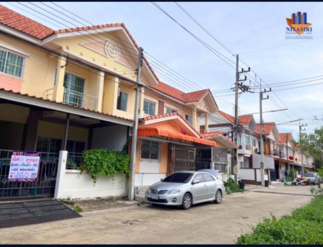 มีบางส่วน ขายบ้านทาวน์เฮ้าส์2ชั้น หมู่บ้านนิราวิลล์ ขายด่วนค่ะ รูปที่ 2