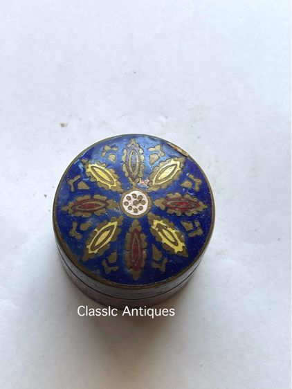 ตลับสีผึ้ง ทองเหลืองลงยาโบราณB14