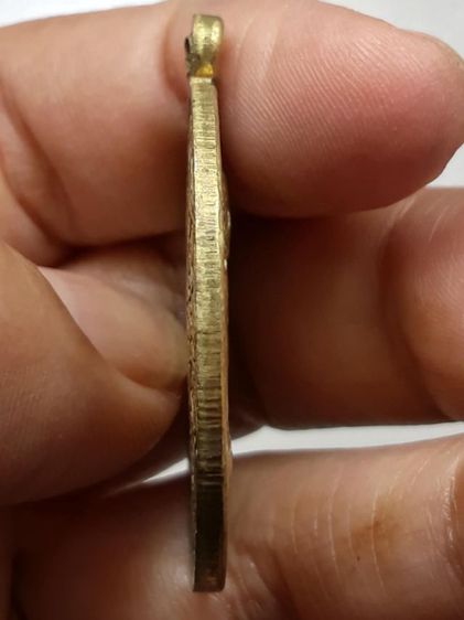 เหรียญหลวงพ่อกวย รุ่นแรก วัดโฆสิตาราม เนื้อฝาบาตร รูปที่ 4