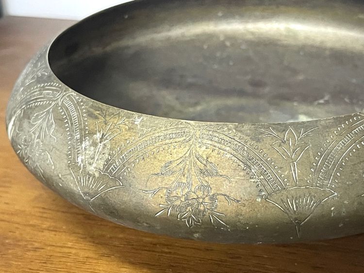 เชี่ยนหมาก ทองเหลืองโบราณ แกะลายดอกไม้ระย้า เก่าสะสม รูปที่ 12