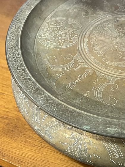 เชี่ยนหมาก ทองเหลืองโบราณ แกะลายดอกไม้ระย้า เก่าสะสม รูปที่ 9