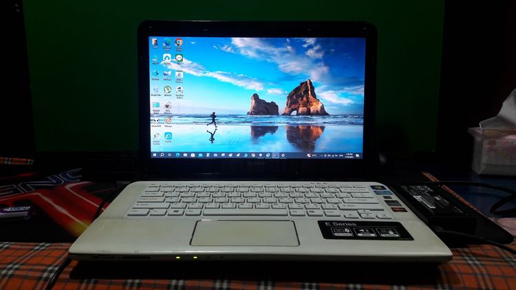 Notebook SONY SVE14115FHW รูปที่ 4