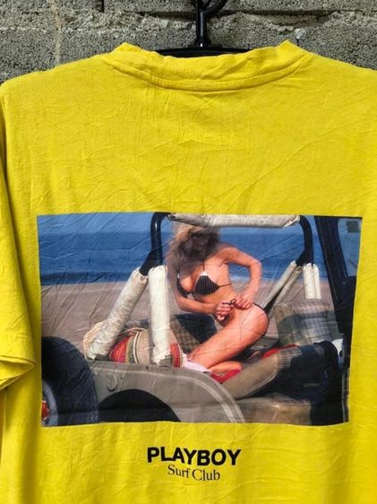 เสื้อยืด PLAYBOY แท้ 💯 size M วัดจริง ขนาด อก 22.5 ยาว 27.5 นิ้ว สภาพดีมาก สกีนจม ลายสวย เนื้อผ้านิ่มมาก หายากน่าสะสมครับ รูปที่ 2