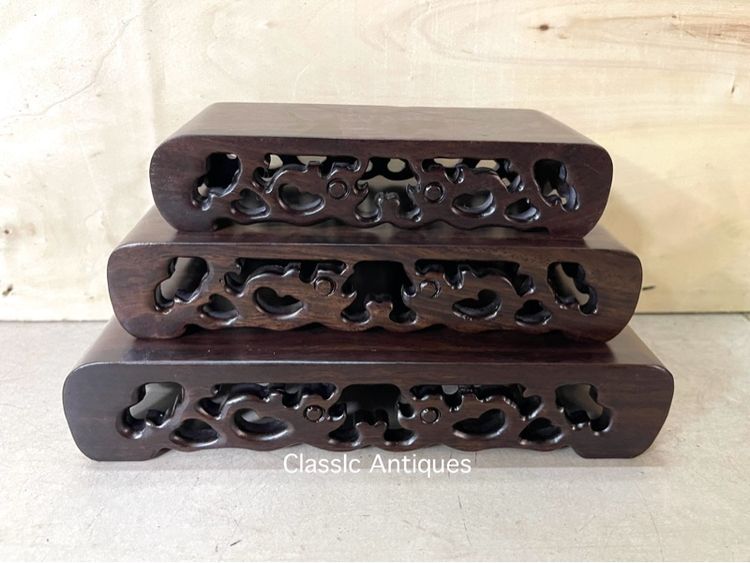 กี่ ไม้แกะสลักสะสม C12