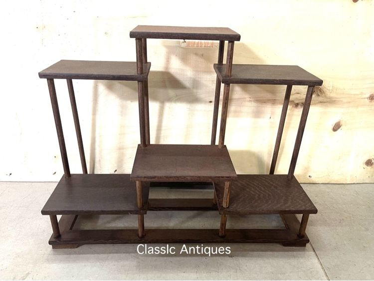 ชั้นไม้ สะสมC18