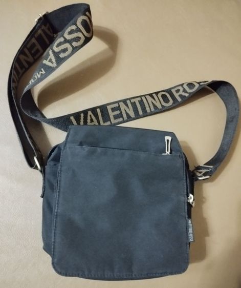 กระเป๋าสะพาย Valentino rossa แท้ รูปที่ 3