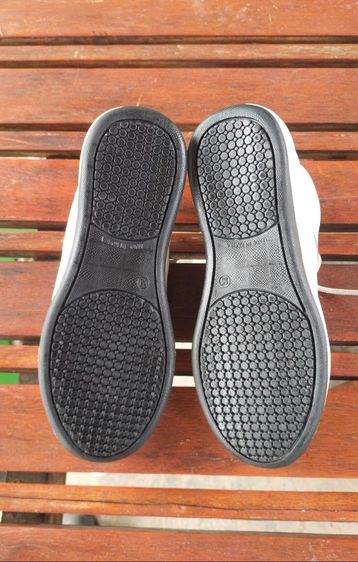 รองเท้า รูปที่ 4