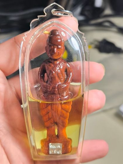 พี่กุมารทองเพชรพรหมคุณ หลวงปู่หงษ์ พรหมปัญโญ ไม้ตะเคียนแกะ จัดสร้าง 50 องค์ รูปที่ 3