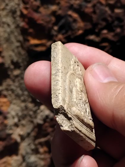 พระสมเด็จ พิมพ์รูปเหมือนสมเด็จโต รุ่นอนุสรณ์ 100 ปี วัดระฆังโฆสิตาราม กทม ปี2515 เนื้อผง ขนาดเท่าองค์จริง ประมาณ 2.6 X 4.1 ซม.รับประกันแท้  รูปที่ 7