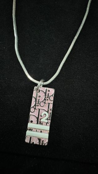 สร้อยคอ Christian Diorสีชมพูหวาน รูปที่ 3