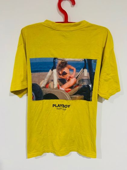 แขนสั้น สูท เสื้อยืด PLAYBOY แท้ 💯 size M ขนาด อก 21.5 ยาว 27.5 นิ้ว สภาพดีมาก สีเหลืองสด ลายสวย เนื้อผ้านิ่มมาก หายากน่าสะสมครับ