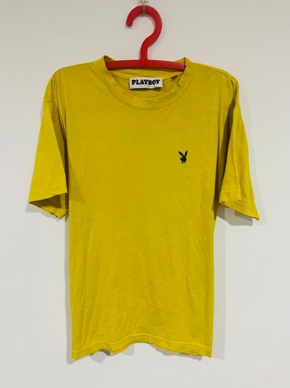 เสื้อยืด PLAYBOY แท้ 💯 size M ขนาด อก 21.5 ยาว 27.5 นิ้ว สภาพดีมาก สีเหลืองสด ลายสวย เนื้อผ้านิ่มมาก หายากน่าสะสมครับ รูปที่ 3