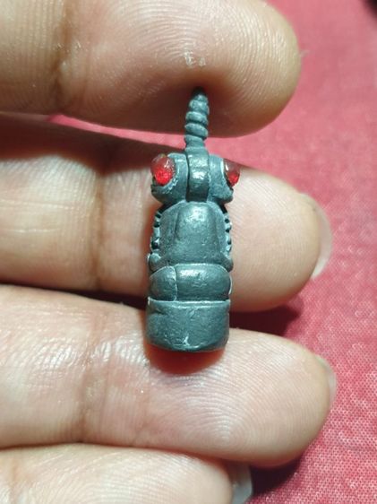 พระงั่งมหาเฮง หลวงปู่สุนทร จานวิโร วัดสร้างวนาราม วัดป่าบ้านแดง อุบลราชธานี พิมพ์สองหน้า อุดผง ขนาดเล็กน่ารักกำลังดี หายาก รูปที่ 3