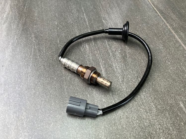 Oxygen Sensor O2 Sensor ของแท้ DENSO Toyota 1.5 VVTi  VIOS 2008-2016 YARIS 2006-2014 ตัวล่าง Part no. 8946552370