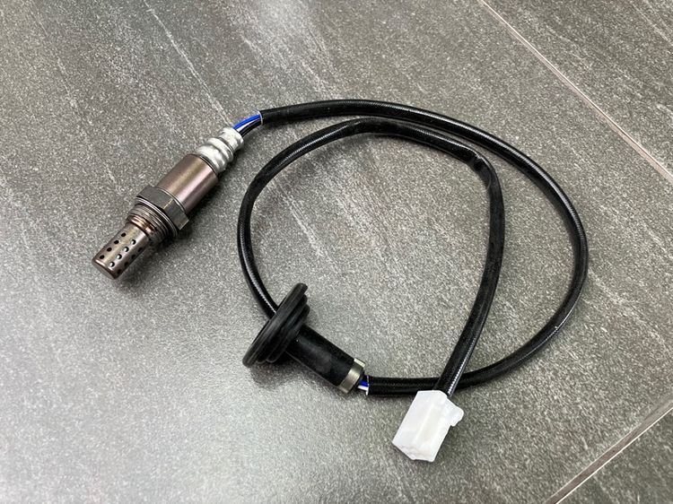 Oxygen Sensor O2 Sensor ยี่ห้อDensoแท้ Toyota ALTIS 1.6 1.8 หน้าหมู 2001-2008 , ALTIS 1.6 1.8 2.0 หน้าแบน 2008-2013 ตัวล่าง 8946512620 รูปที่ 4