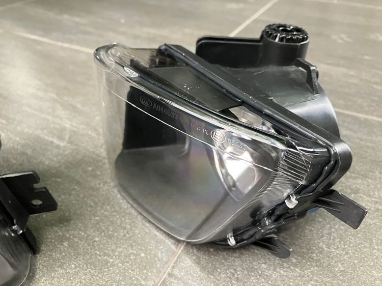 ไฟตัดหมอก BMW Series7 F01 F02 สำหรับ Series7 730LD 730Li 740Li ยี่ห้อ Valeo เป็นของใหม่ 1 คู่ รูปที่ 7