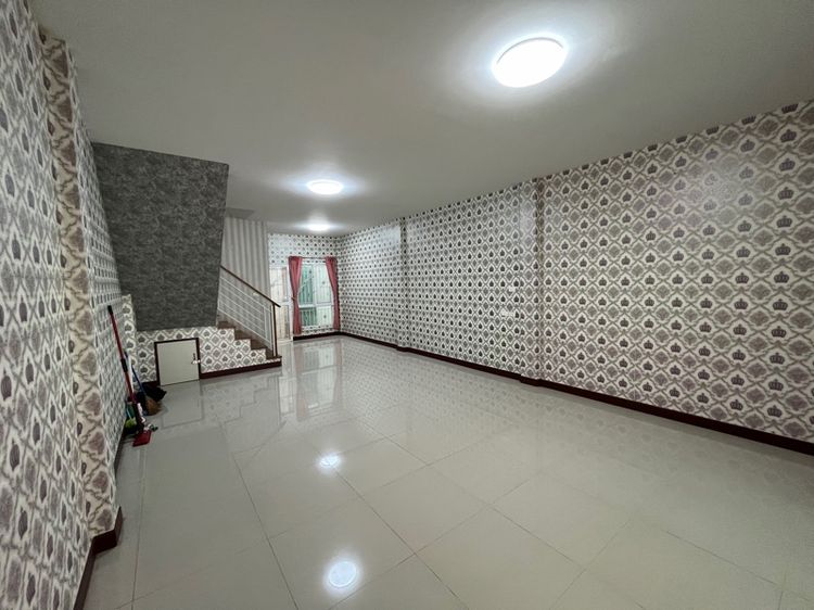 ขายบ้านทาวน์เฮ้าส์ รูปที่ 4