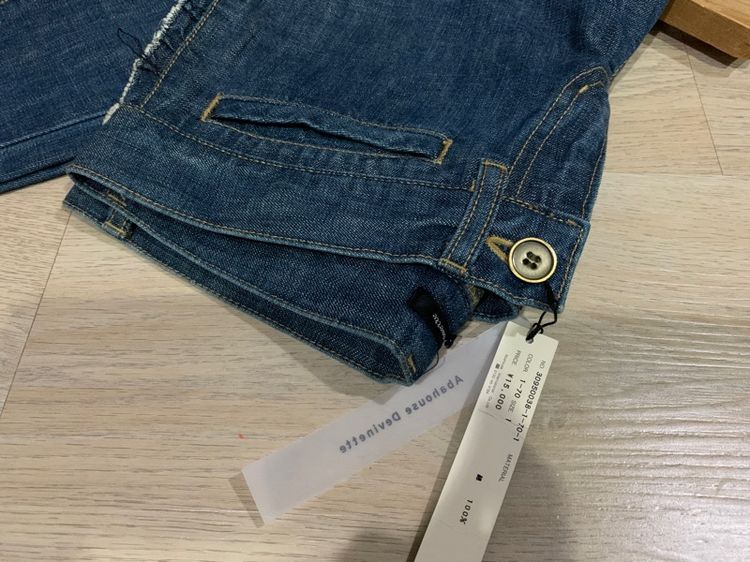 กางเกงยีนส์สี ฟาดสวยๆ ป้ายห้อย เอวต่ำ ยุค 90" เนื้อผ้าดี สวยงามมาก made in Japan ตัวนี้แบรนด์ดังจากญี่ปุ่น ใส่แล้วทรงสวย ดูผอมเพียว  รูปที่ 7
