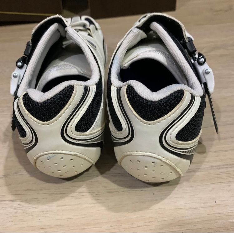 รองเท้าคลีท รองเท้า ปั่นจักรยานเสื้อหมอบ  shimano รุ่น SH-R087WR size 41 น้ำหนักเบา ตามสภาพ ล็อคในตัว  รูปที่ 4