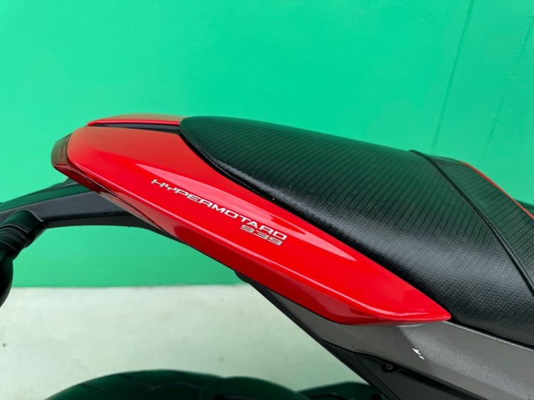 DUCATI HYPERMOTARD 939 2O16 สีแดง รูปที่ 11