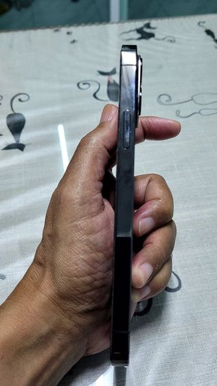 Apple iPhone 12 Pro 128GB Black 
แบรนด์ : APPLE
ติดฟิล์มกระจกกันกระแทกด้านหน้าและกล้องหลัง
มีกล่องสายชาร์จอุปกรณ์ครบ แถมเคส สภาพสวยเดิมๆ รูปที่ 8