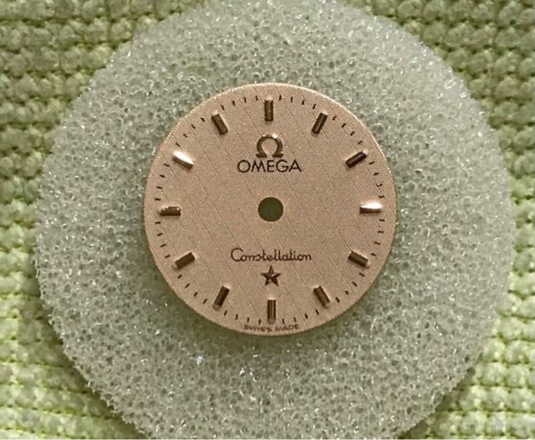 หน้าปัด Omega Constellation ซินดี้