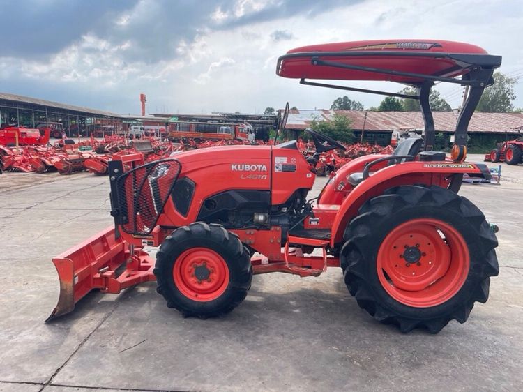 มาใหม่  ทำไร่ ทำนา สารพัดประโยชน์ รถไถคูโบต้ารุ่น L4018DT ใบดันดินหน้า ผาน 1 ตัว ดาวน์ 5,000 บาท สนใจโทรสอบถามหรือมาดูที่ร้านเราได้จ้า รูปที่ 5