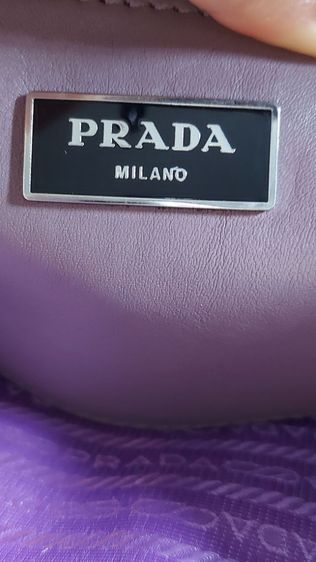 กระเป๋า Prada ทรงทำงานสวยมาก รูปที่ 13