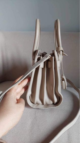 กระเป๋า saint laurent สีครีม รูปที่ 3