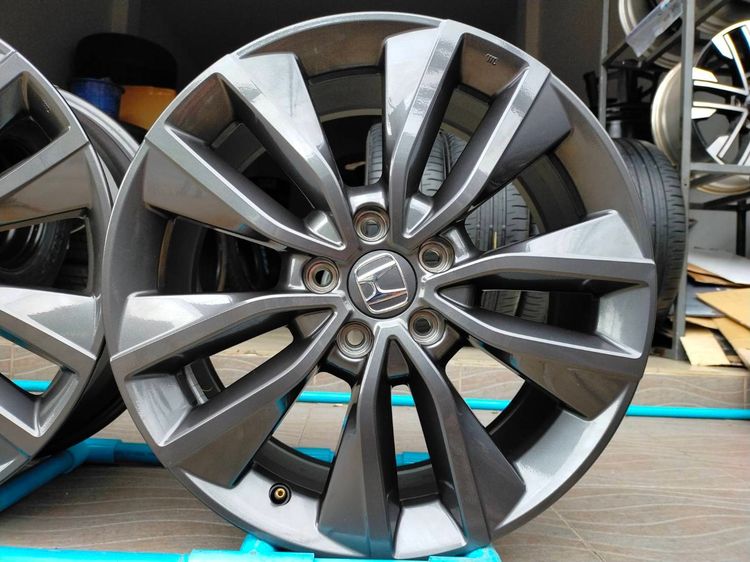 แม็กฮอนด้า ขอบ18 สีเดิม  ใส่แอคคอด crv hrv  