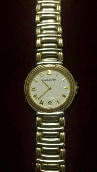 นาฬิกาแขวนผนังระบบไขลาน ยี่ห้อตราสมอ ลูกตุ้มสั้น ตัวเรือนไม้ เดินและระบบตีทำงานปกติ ลายน้ำสวย แขวนโชว์ในบ้าน เป็นเครื่องประดับบ้านได้อย่างดี รูปที่ 14