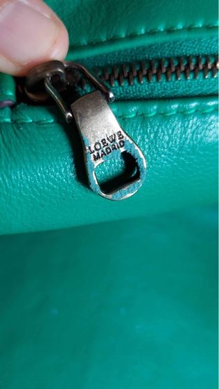 กระเป๋าถือ Loewe รุ่นหายาก รูปที่ 12