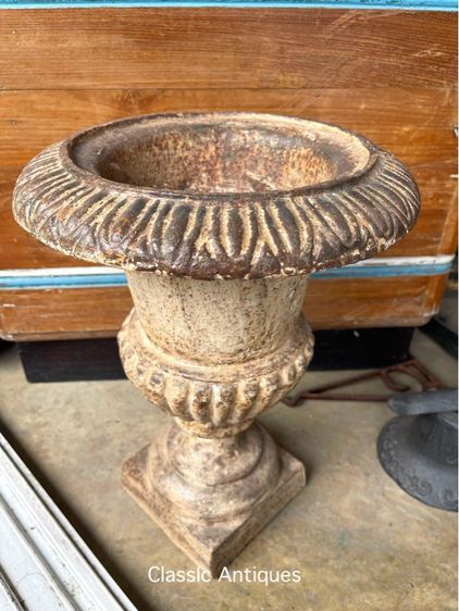 กระถางหลุยส์ เหล็กหล่อใบใหญ่ A5 รูปที่ 7