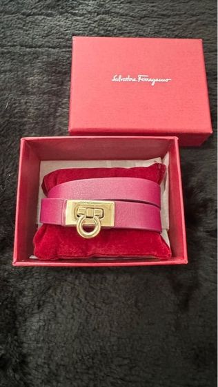 อื่นๆ สร้อยข้อมือ SALVATORE FERRAGAMO กำไลข้อมือหนังซัลวาตอเร่ เฟอร์รากาโม