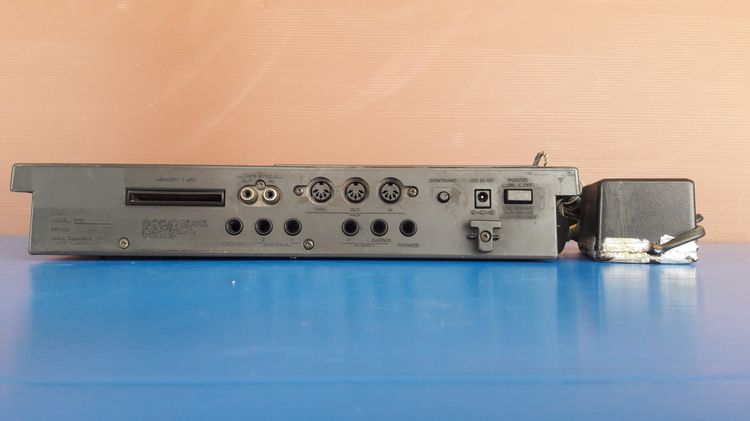 เครื่องทำจังหวะ  Roland R-70 Rhythm Box รูปที่ 2