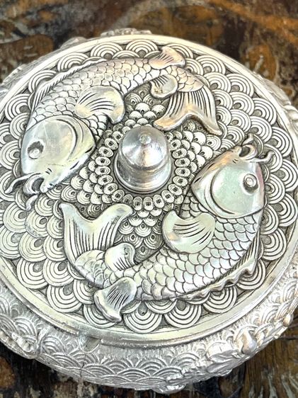 โถฝา กะไหล่เงิน ลายปลามงคล สะสมA16 รูปที่ 2