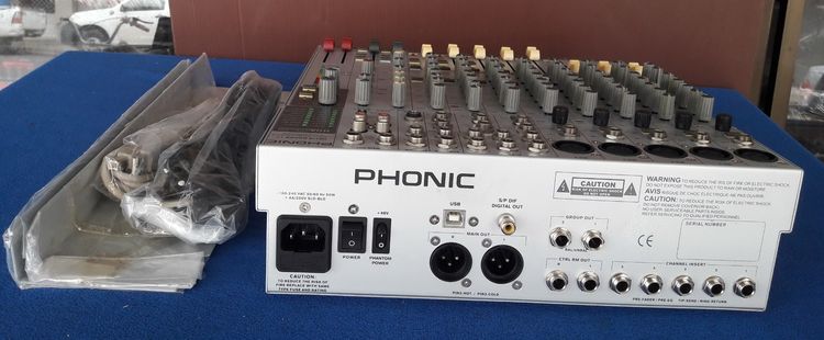 มิกเซอร์ Phonic Helix Board 17 รูปที่ 4