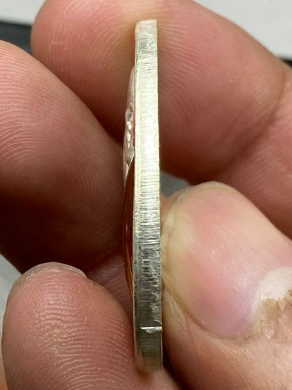 เหรียญหลวงปู่ศิลา ลงยา รูปที่ 4