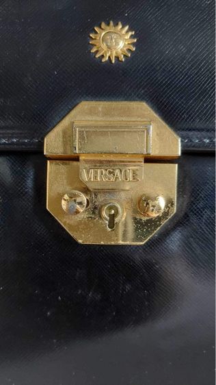 กระเป๋าถือ Versace หนังแก้ว แท้ รูปที่ 6