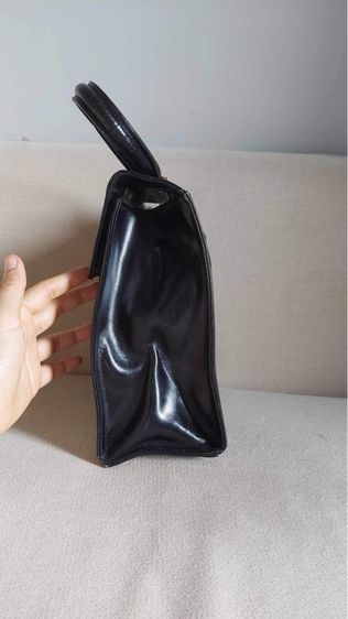 กระเป๋าถือ Versace หนังแก้ว แท้ รูปที่ 4