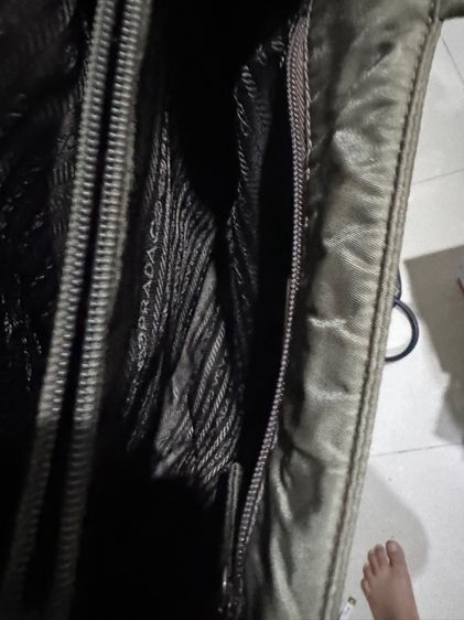 กระเป๋า Prada nylon แท้สีเขียวขี้ม้า รูปที่ 18