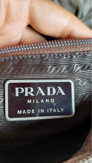 กระเป๋า Prada nylon แท้สีเขียวขี้ม้า รูปที่ 7