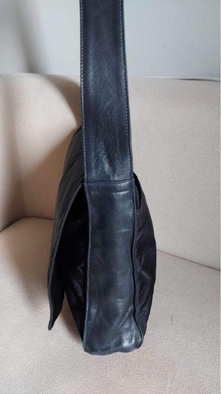 กระเป๋า Prada nylon สีดำ แท้ รูปที่ 3