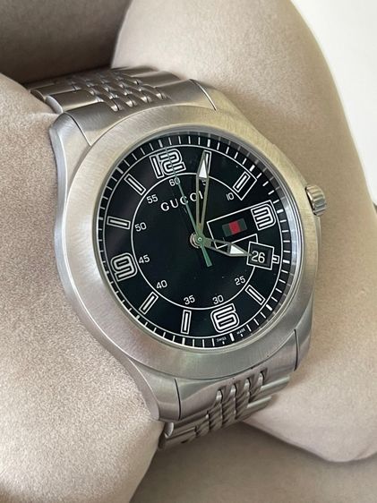 ดำ GUCCI Black Dial Date Stainless Steel 126.2 Series Men's Watch YA126201