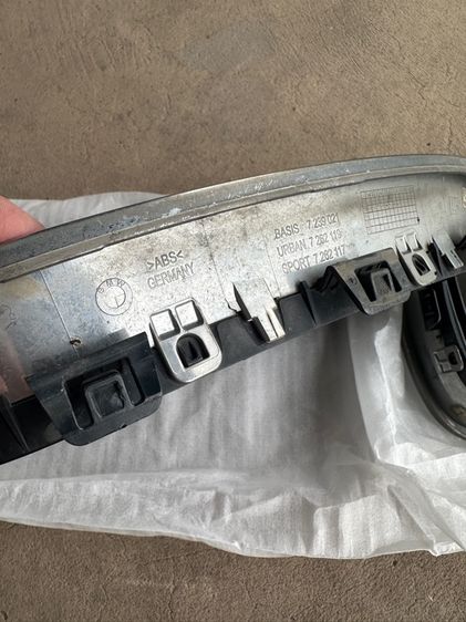 กระจังหน้าเดิม BMW f20 แท้ถอด มือสอง รูปที่ 6