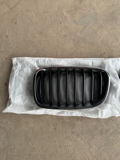 กระจังหน้าเดิม BMW f20 แท้ถอด มือสอง รูปที่ 3