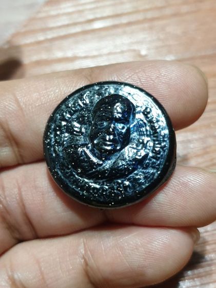 เนื้อแร่ไหลดำ หลวงพ่อสงัด วัดหัวโพธิ์ หายาก สภาพสวย มีคำหนิตอนหล่อ รูปที่ 4