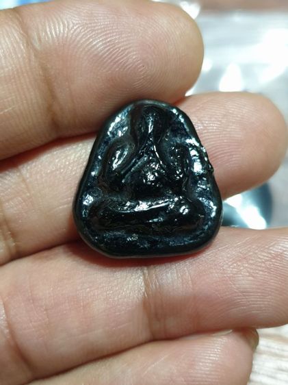 พระปิดตาเนื้อแร่เขาพรหมชะแง้ หลวงพ่ออุ้น วัดตาลกง จ.เพชรบุรี
พิมพ์หายาก
 รูปที่ 3