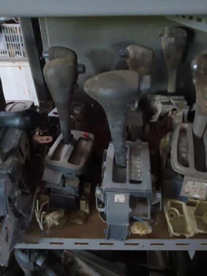 คันโยกเกียร์โอโต้รถเก๋งปี 1990-2006 รูปที่ 2