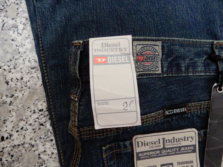 DIESELกางเกงยีนส์แฟชั่นขากระดิ่งผู้หญิง เอว 26 นิ้ว ของใหม่ รูปที่ 8